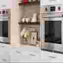 Home cabin store, hood, sink, gas, oven and built-in kitchen faucets in Chalus