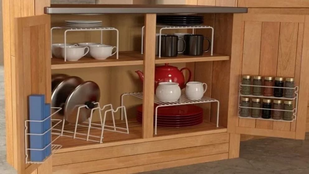 انواع اکسسوری کابینت هود، سینک، گاز، فر و شیر آلات توکار آشپرخانه در چالوس
